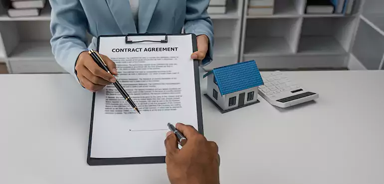 Why Sell Your Wholesale Assignment Contract to Us in Alexandria, VA?